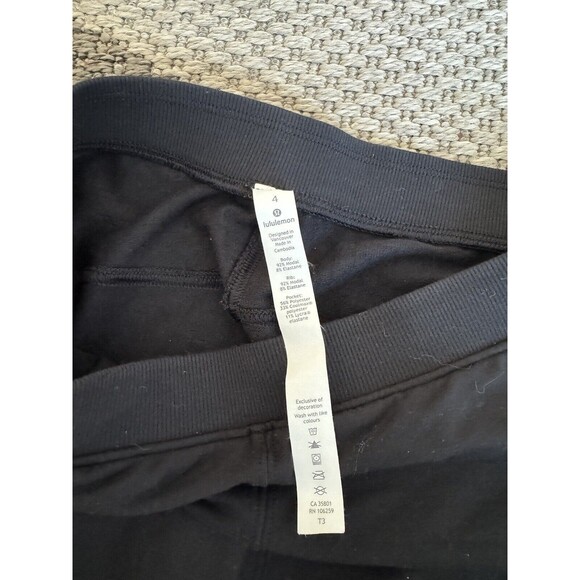Lululemon Women's Keep It Classic Crop Pants 23" Long black Size 4 - Picture 5 of 8
